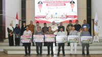 Pemkab Tapteng Salurkan Rp.944 Juta Bantuan ke Rumah Ibadah 2 WhatsApp Image 2026 10 08 at 21.05.03
